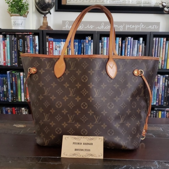 Louis Vuitton Handbags - Authentic Louis Vuitton Neverfull MM
